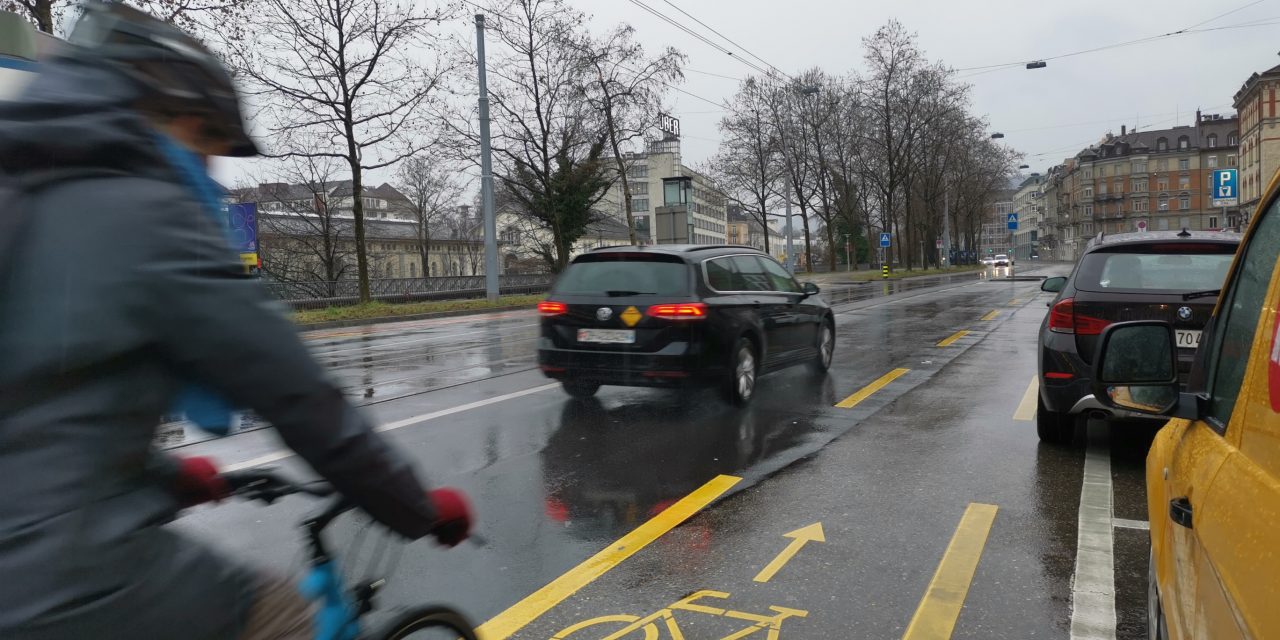 Dooring: Unfall wegen Autotür